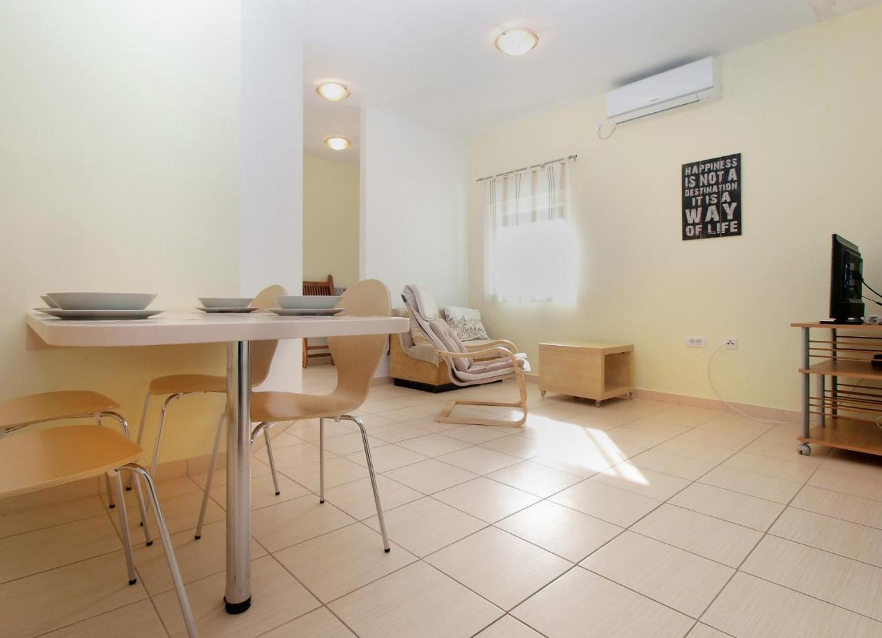 Apartments Mira 1804 Medulin Exterior photo